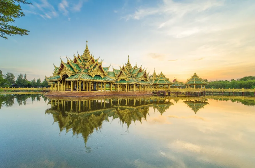 The Old City and the Erawan Museum