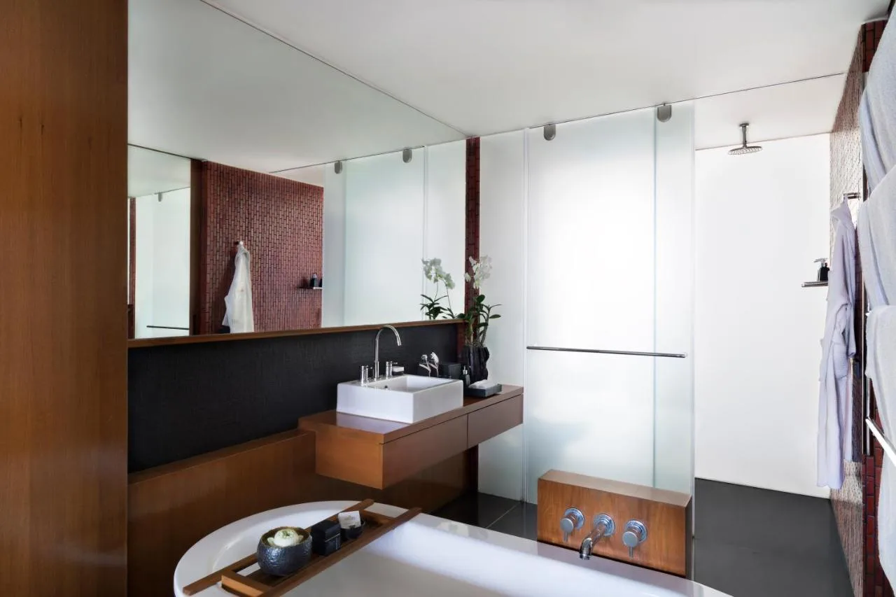 Deluxe Garden View Room