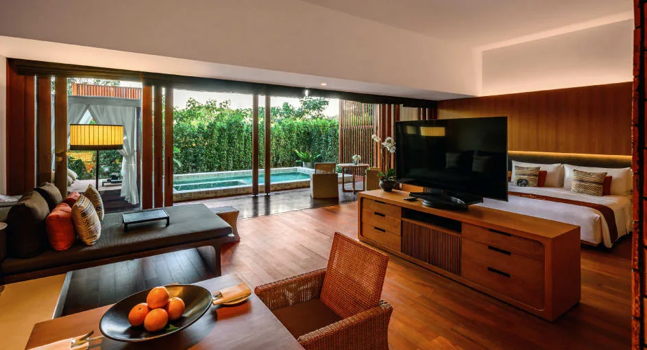 Lanna Pool Suite