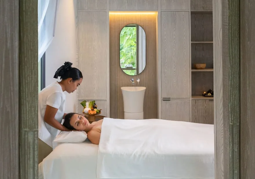 Wellness Lagoon Pool Villa