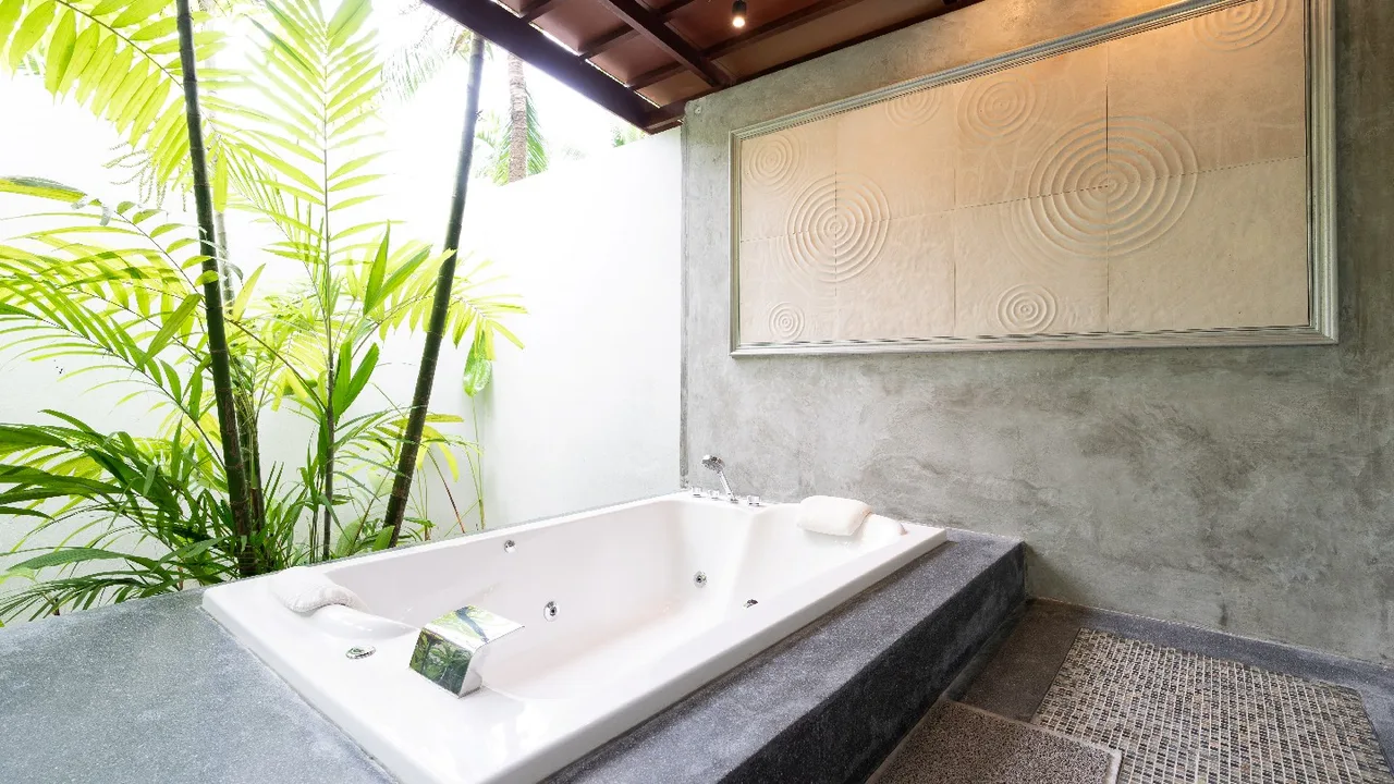 Jacuzzi Villa