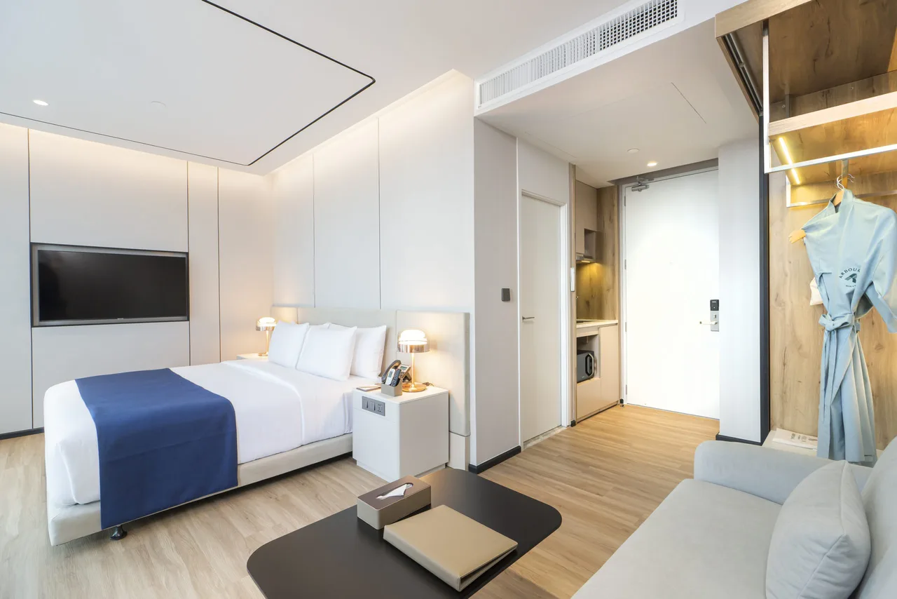 Premier High Floor City View