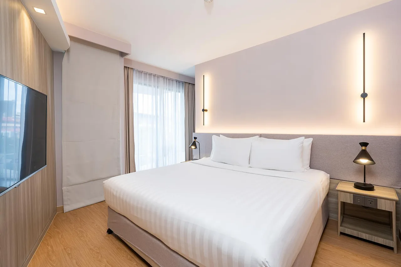 Grand Corner Suite