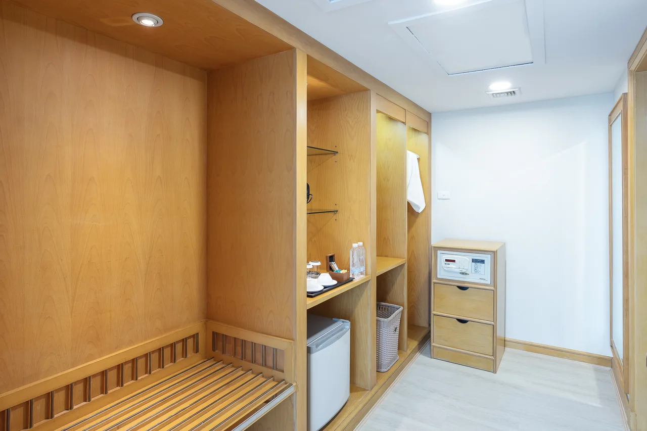 1-Bed Presidential Suite