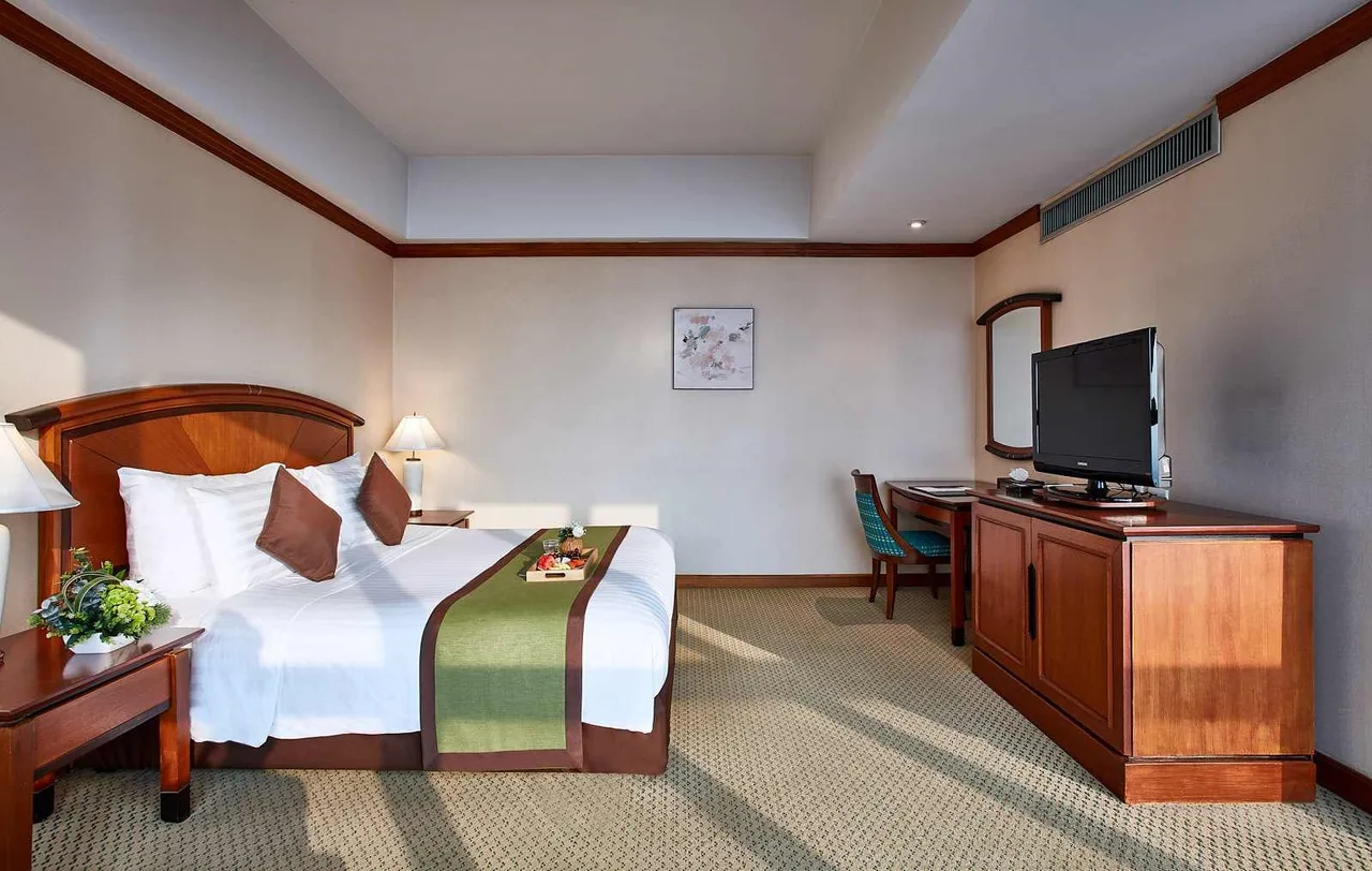 Junior Suite Lady