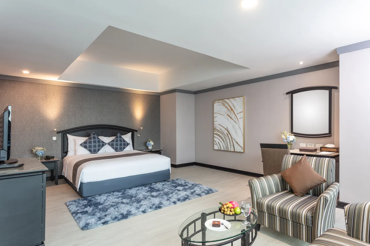 Superior Suite (Space Zone)