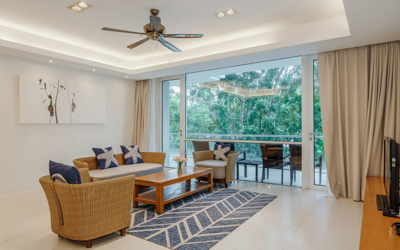 1 Bedroom Residence with Balcony with Kitchen