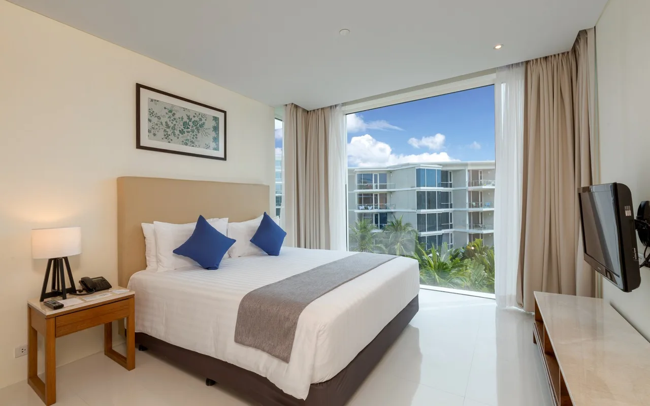 1 Bedroom Suite with Kitchen No Balcony