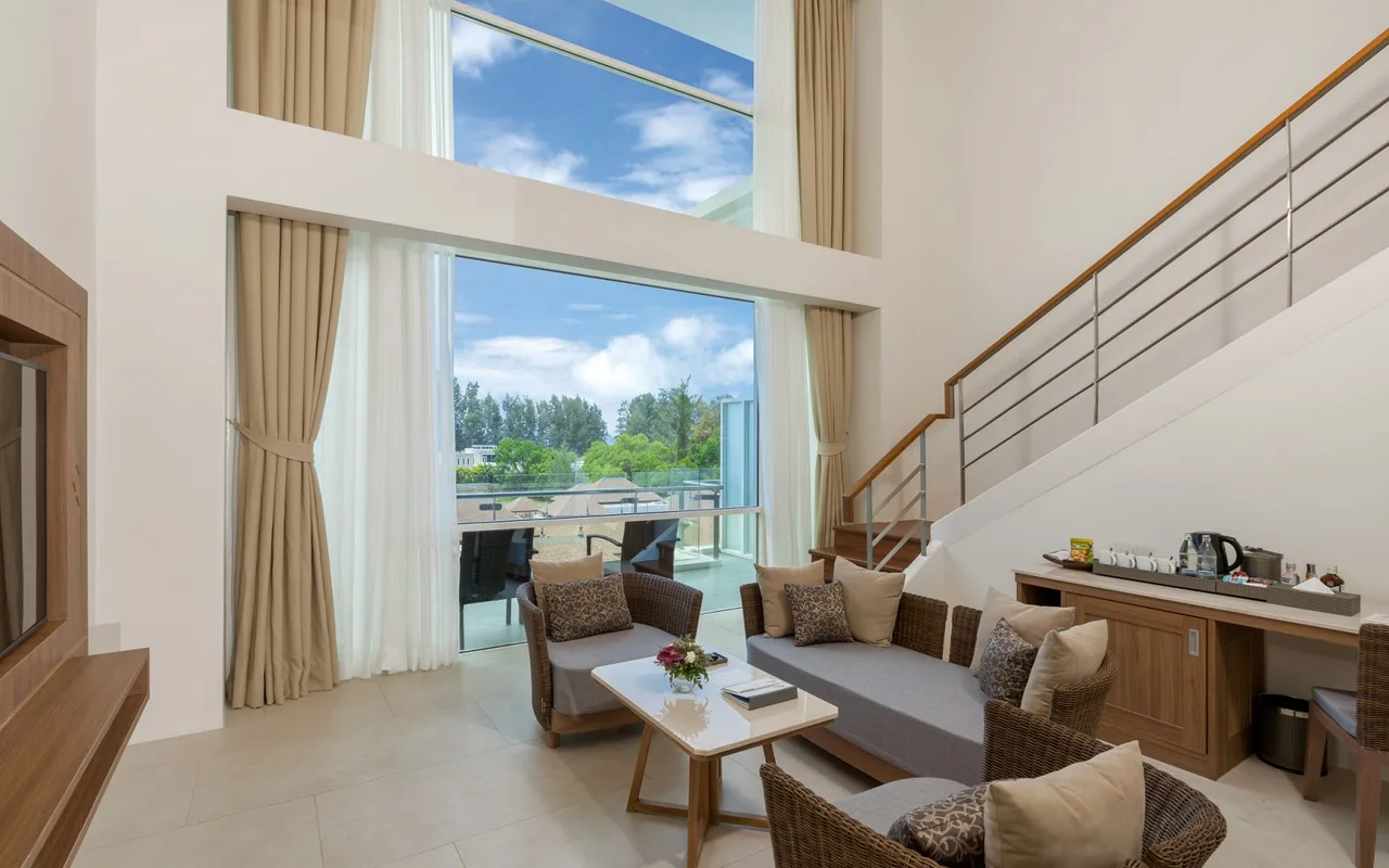 2 Bedroom Penthouse Pool Suite