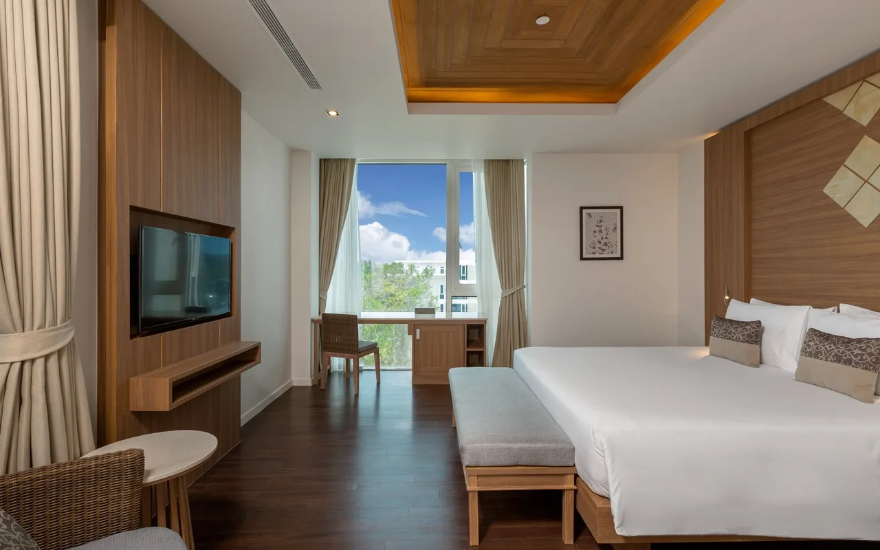 2 Bedroom Penthouse Pool Suite
