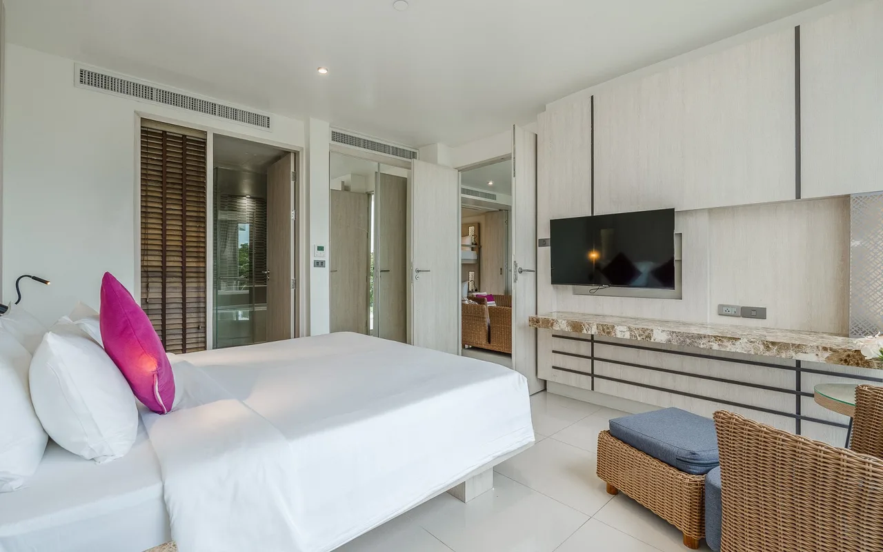 Executive 1 Bedroom Family Suite with Balcony