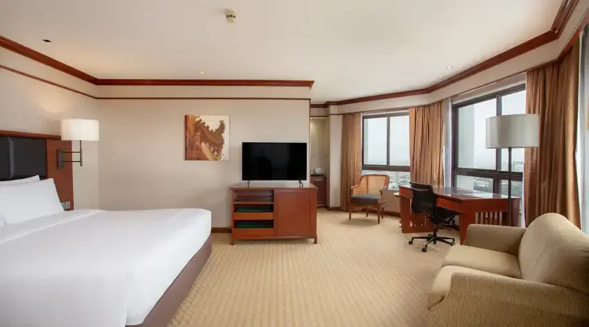 Deluxe Suite