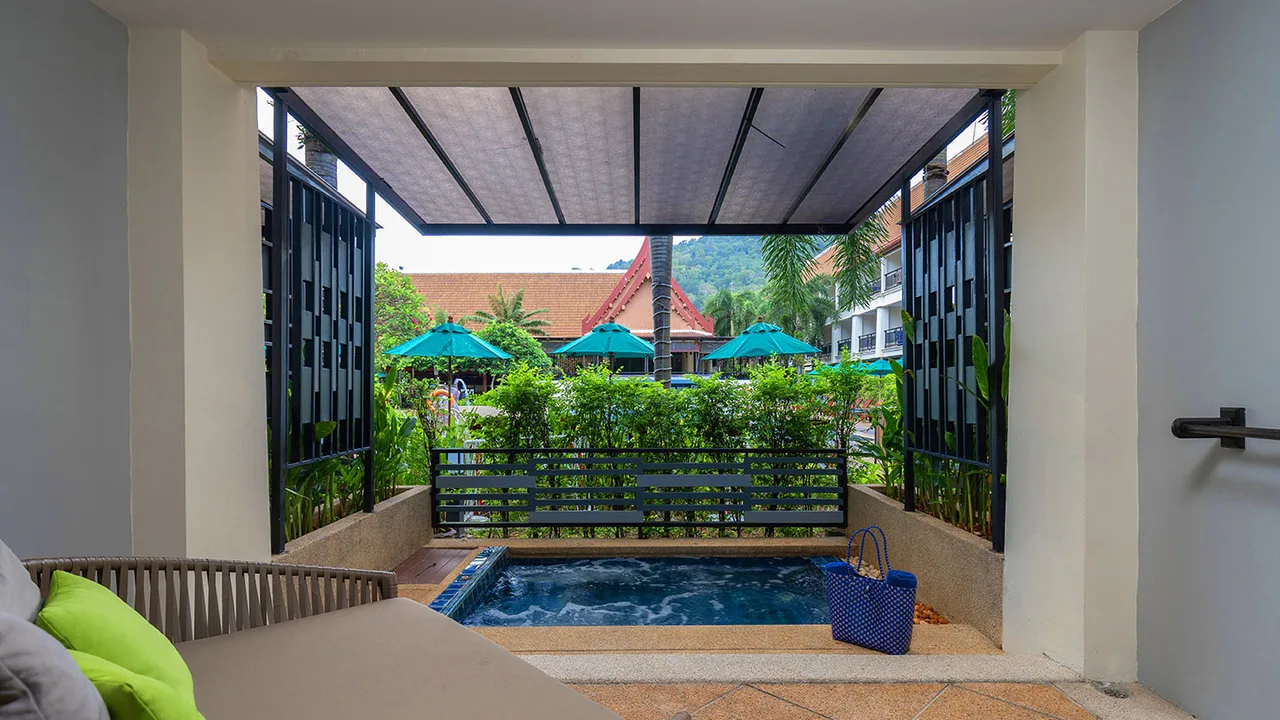 Deluxe with Jacuzzi Room — דלוקס עם ג׳קוזי