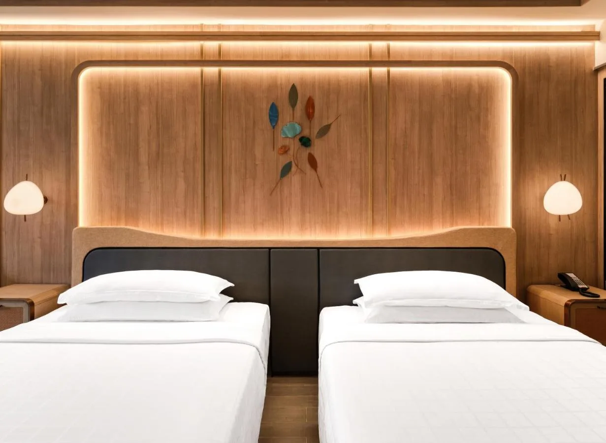 Club Deluxe Premium Twin