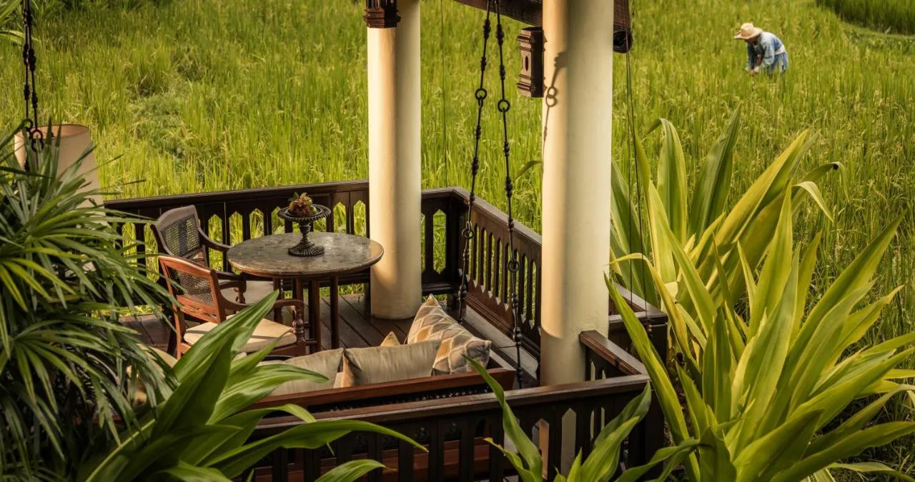 Rice Terrace Pavilion with Two Twin Beds