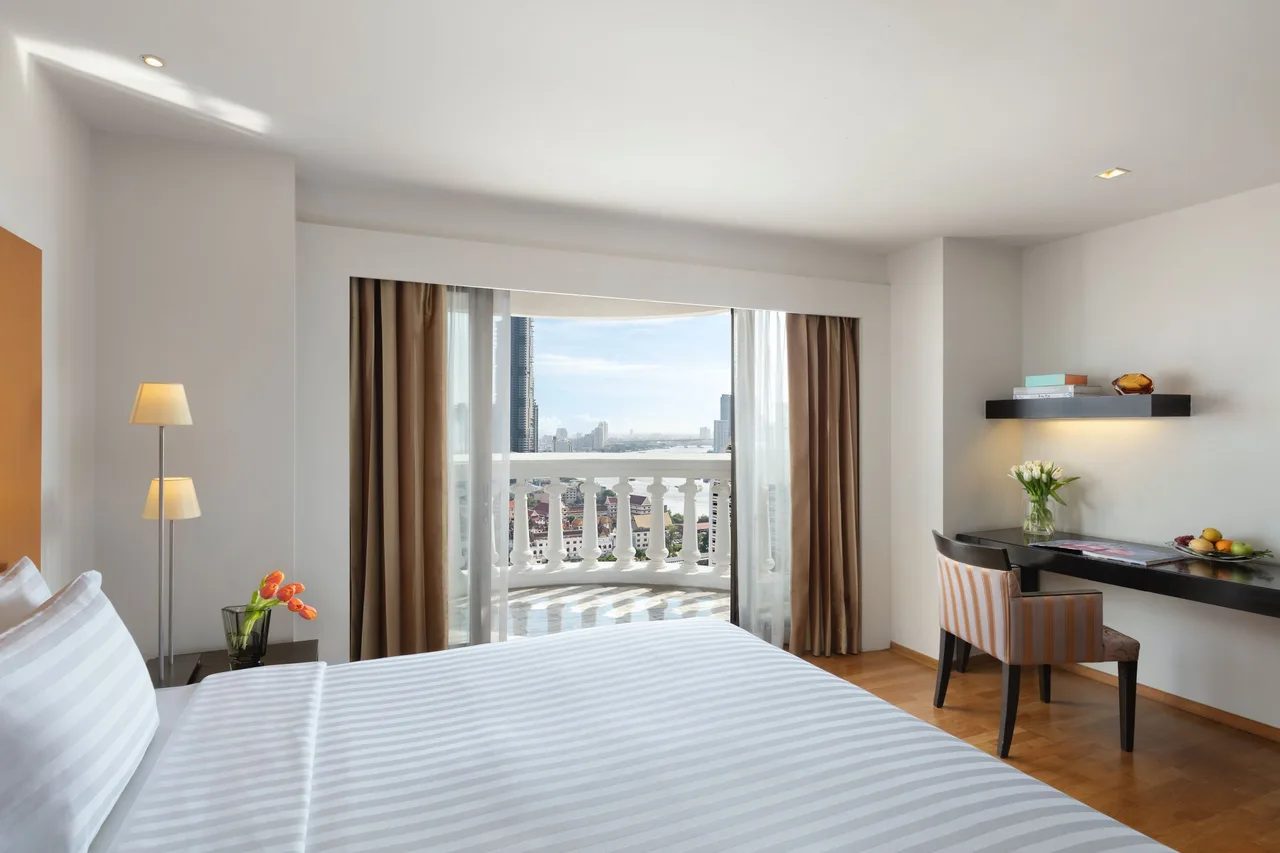 lebua Suite River View