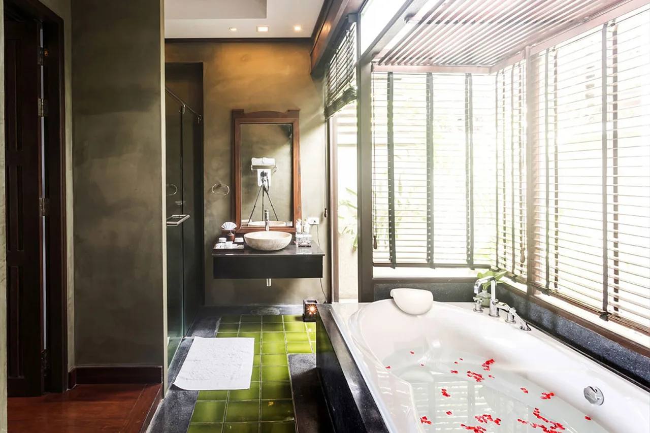 Pool Villa Beachside