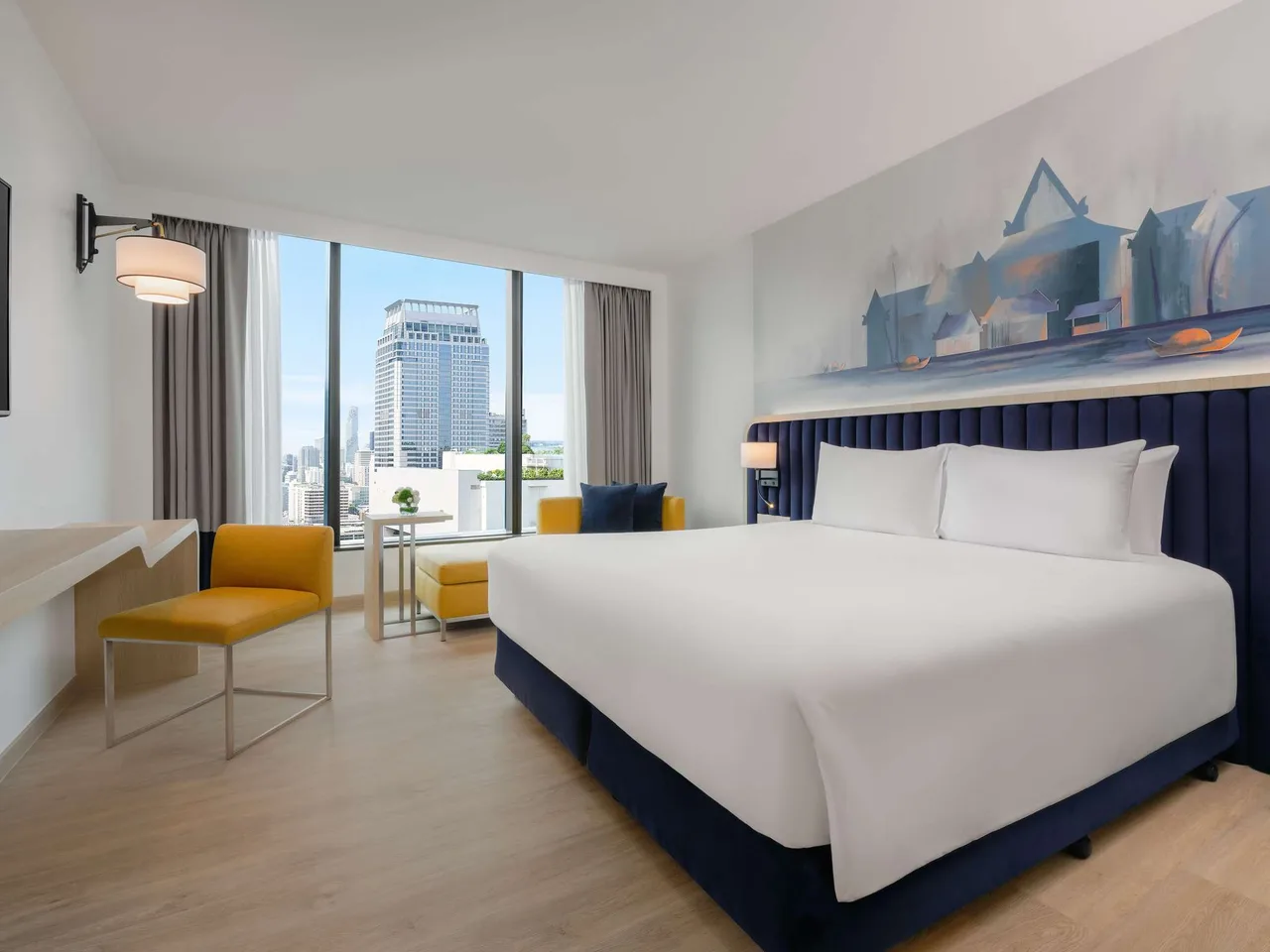 Deluxe Room with 1 King Size Bed Park view