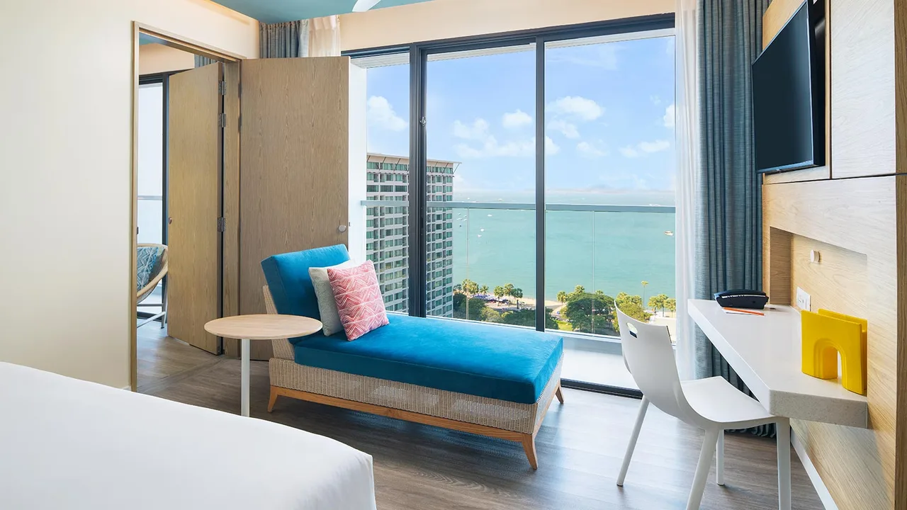Deluxe Two-Bedroom Connecting Room