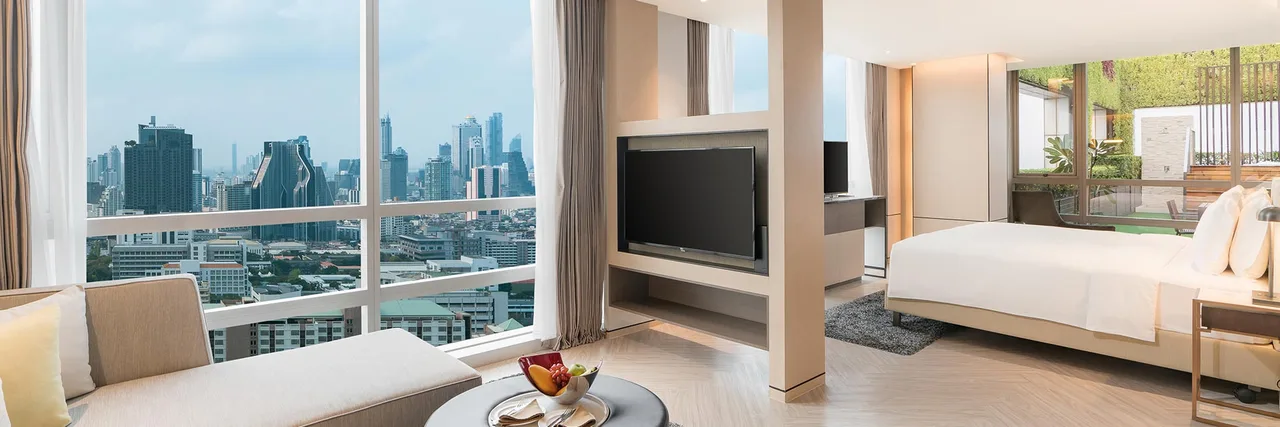 Pathumwan Terrace Suite