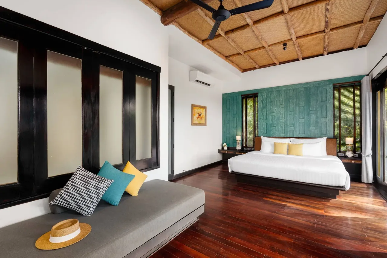 Hillside Pool Villa