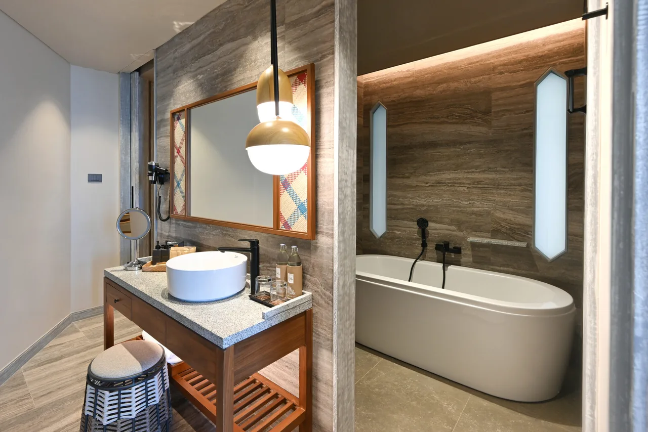 Lofty Suite Ocean View
