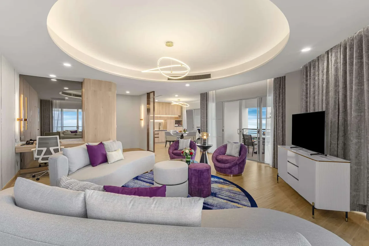 Regency Suite Thai Elegance & Thai Modern (2 Bedrooms)