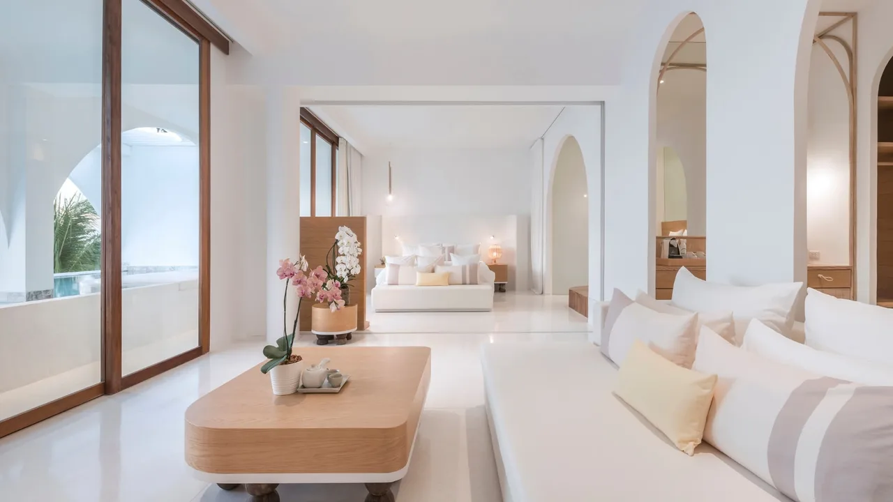 Oceanfront One Bedroom Pool Suite — סוויטת חדר שינה עם בריכה מול הים