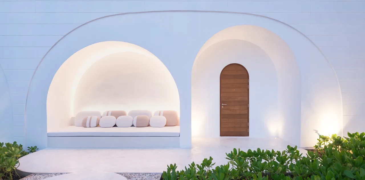 Oceanfront SALA Pool Villa — וילת בריכה מול הים
