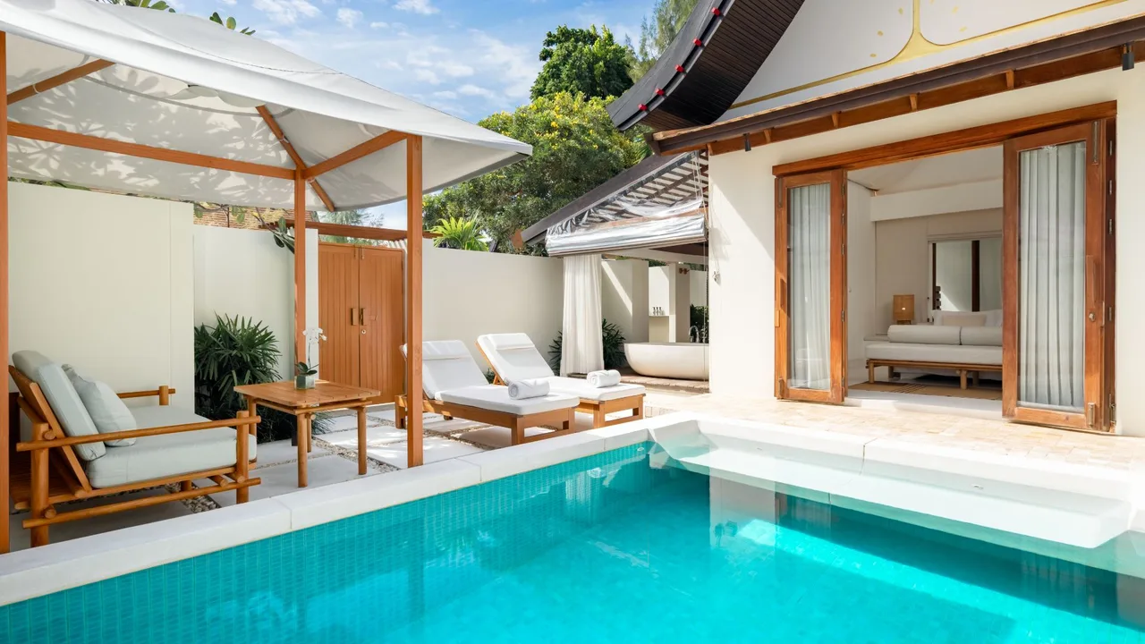 SALA Pool Villa