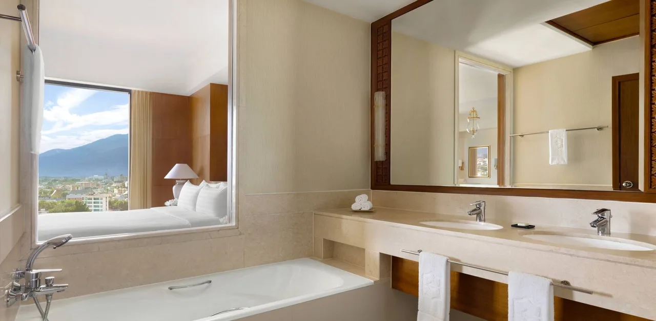 Premier Room