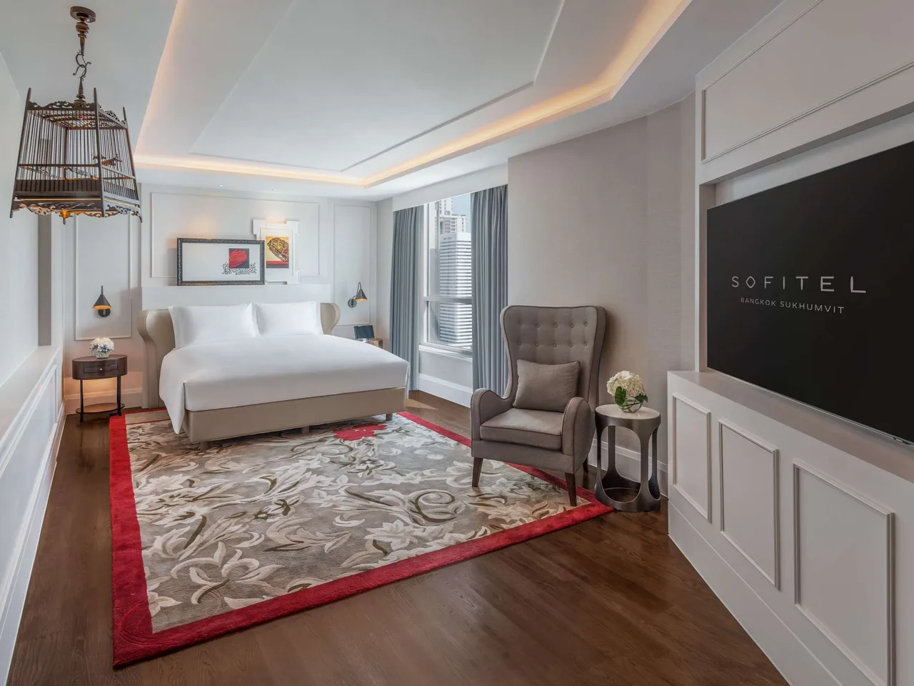 IMPERIAL SUITE, 1 King Size Bed, Living and Dining Room, Study Room, Club Millésime Access