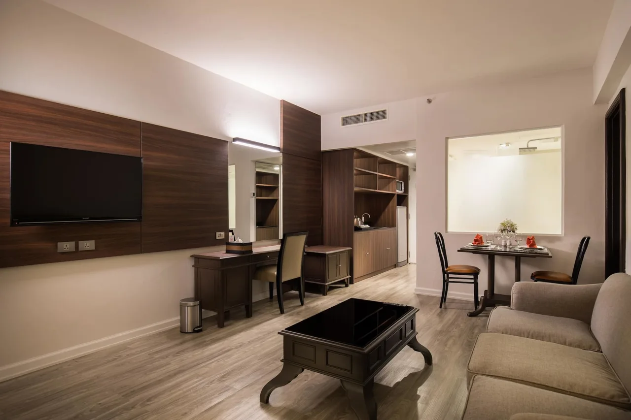 Executive Suite
