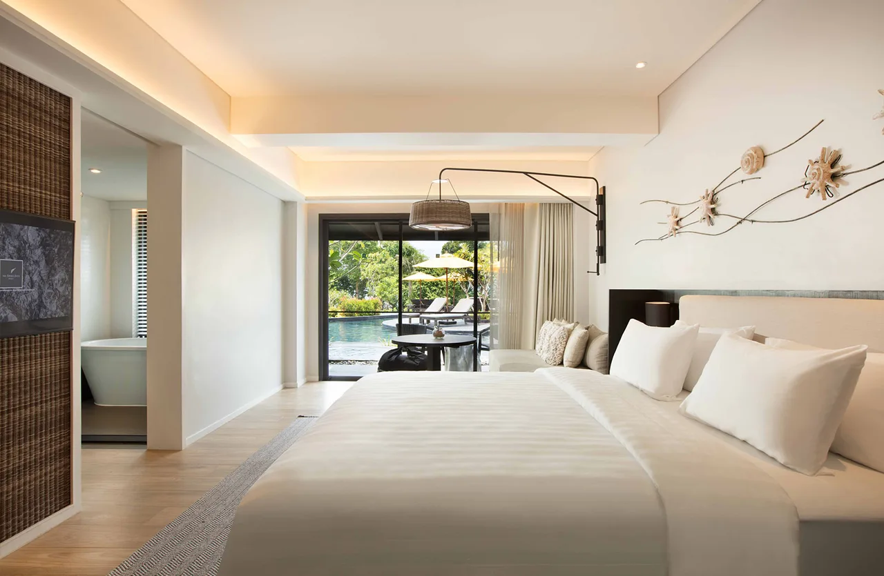 Seaview Pool Access