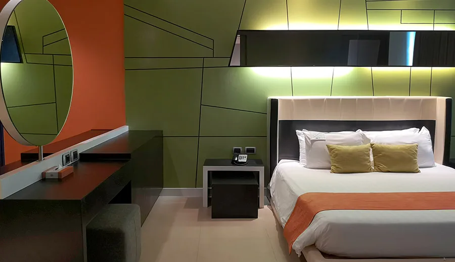 1-Bedroom Suite Sea View
