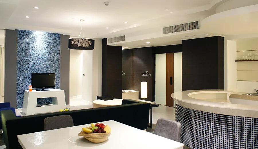 1-Bedroom Wow Suite