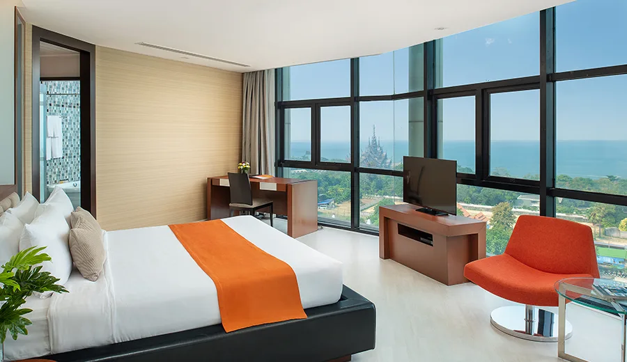 2-Bedroom Oceanfront Extreme Suite
