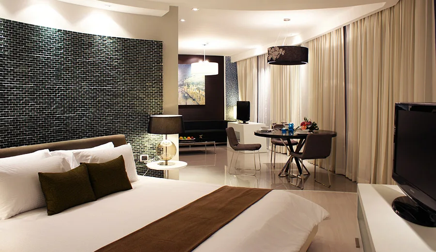 Corner Suite