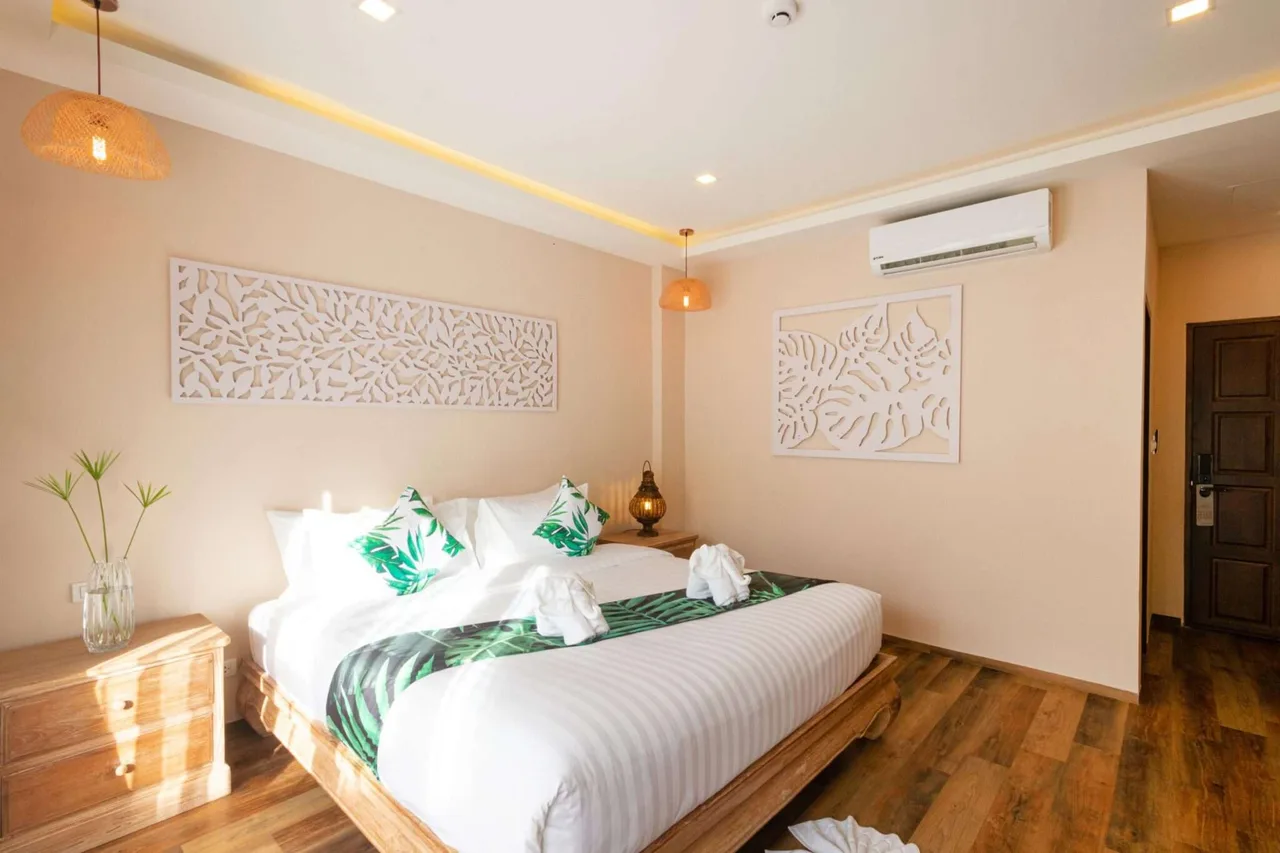 Superior Room Street View