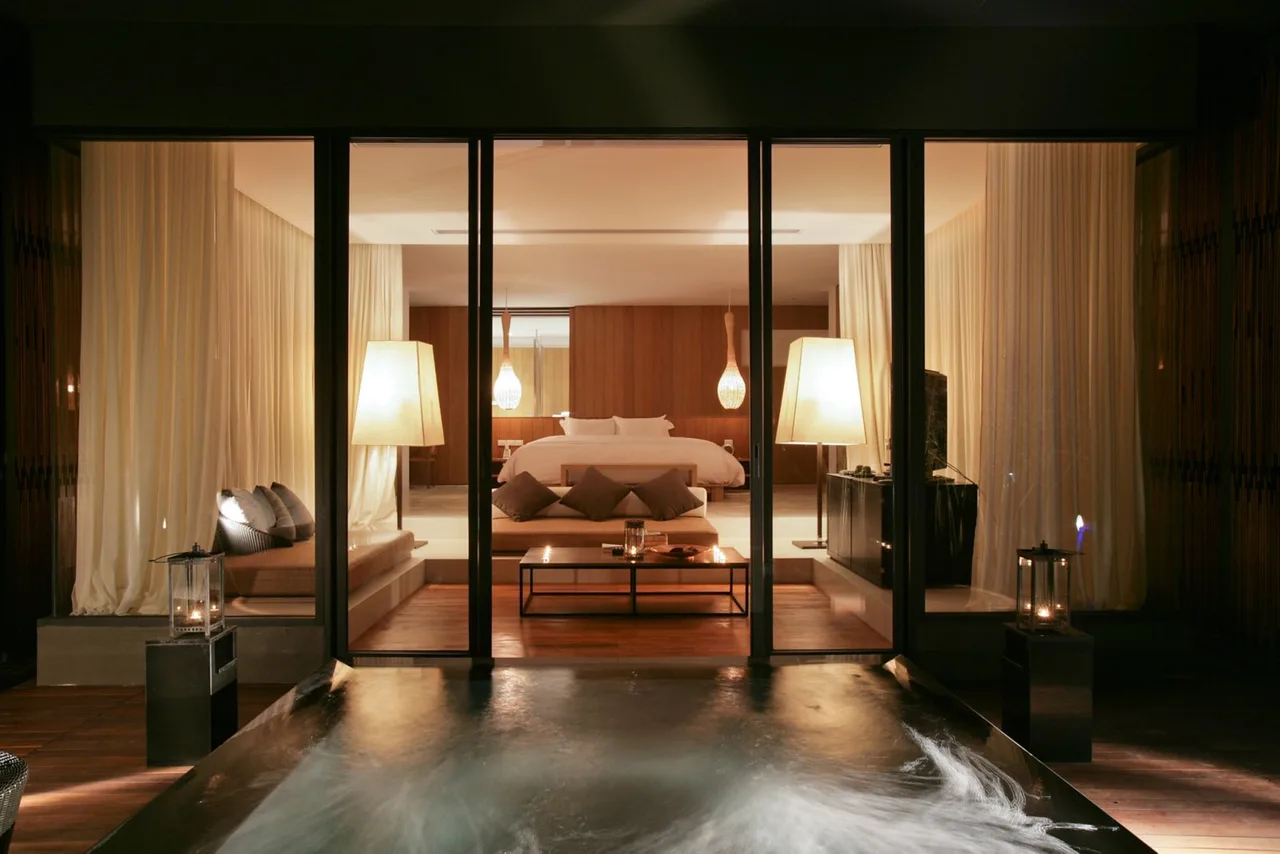 Plunge Pool Pavilion