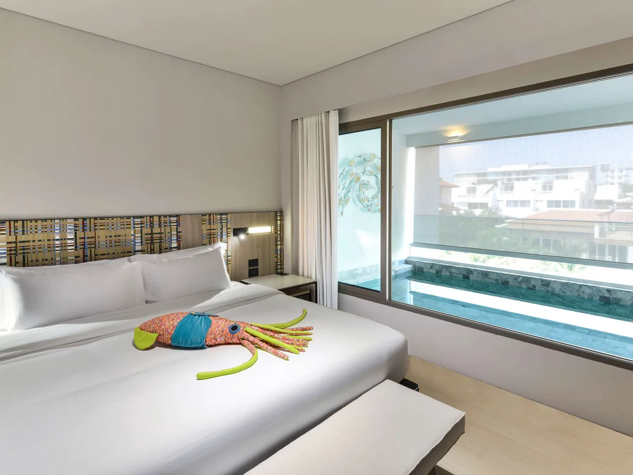 Pool Suite