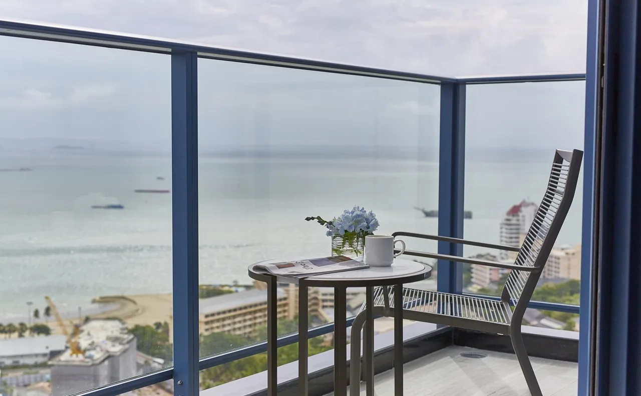 Panoramic Suite Seaview