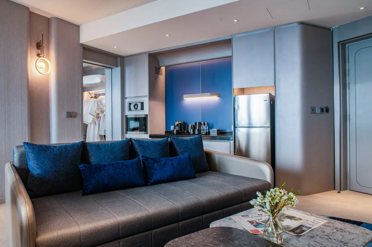 Space Suite Connex — ספייס סוויט קונקס