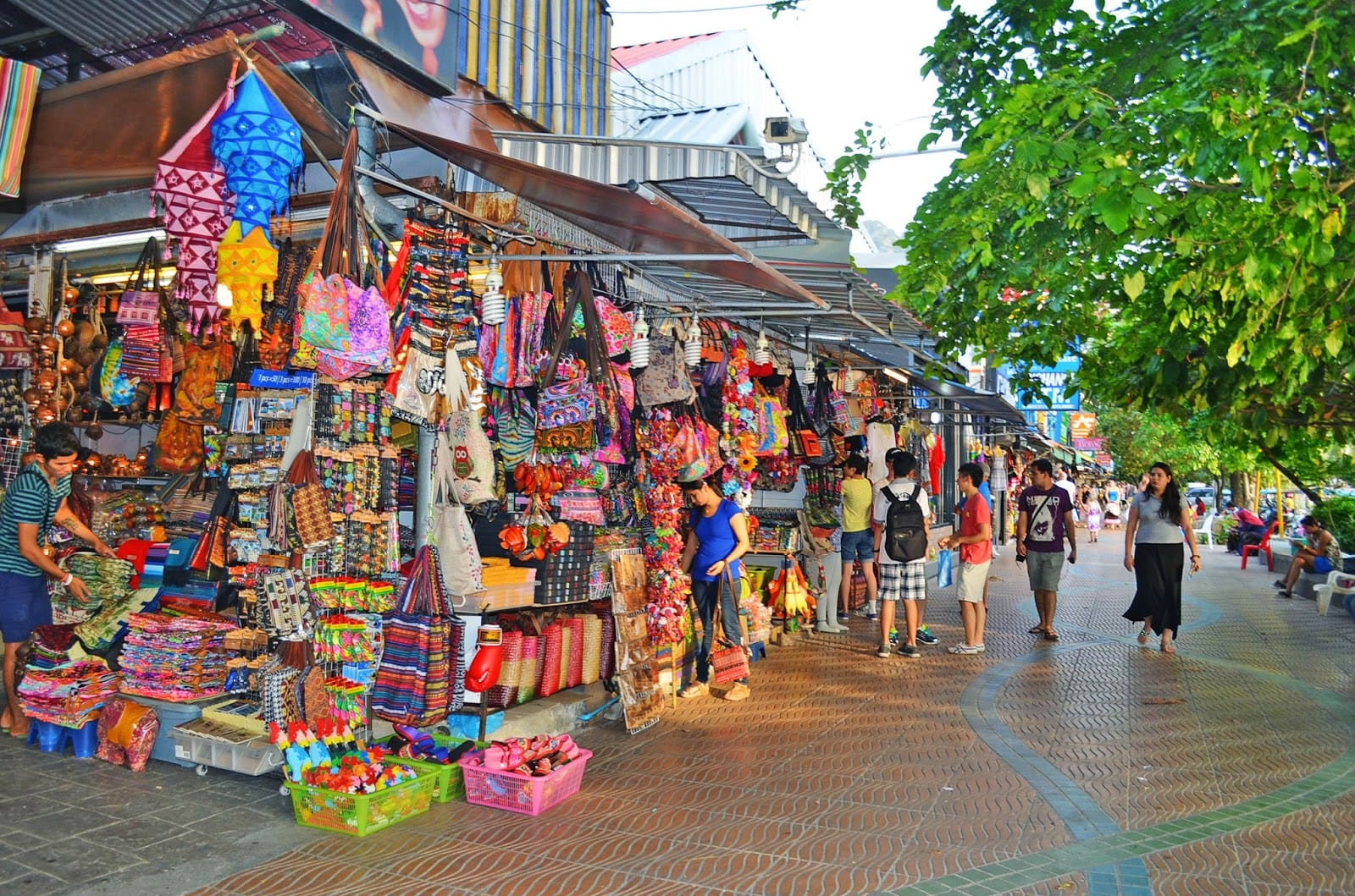 Ao Nang Walking Street
