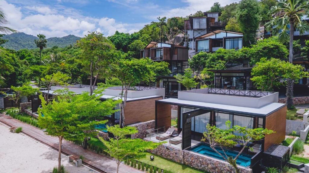 The Cabin Beach Resort