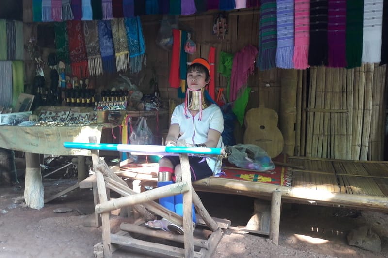 כפר ארוכות הצוואר